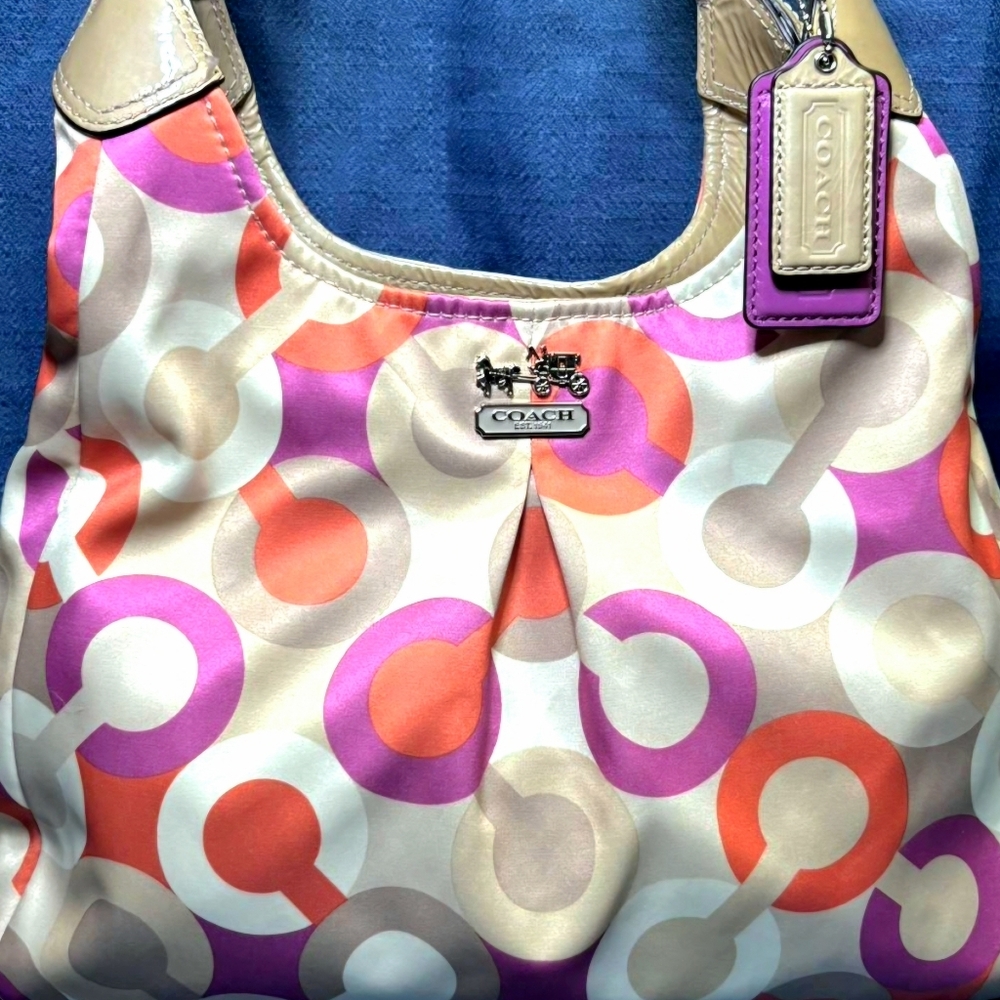 Coach Madison shoulder bag (23359) reasonable offers welcome- 30% off bundles